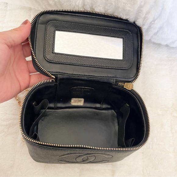 CHANEL VINTAGE Black Caviar Timeless Vanity Handbag - Picture 8 of 8